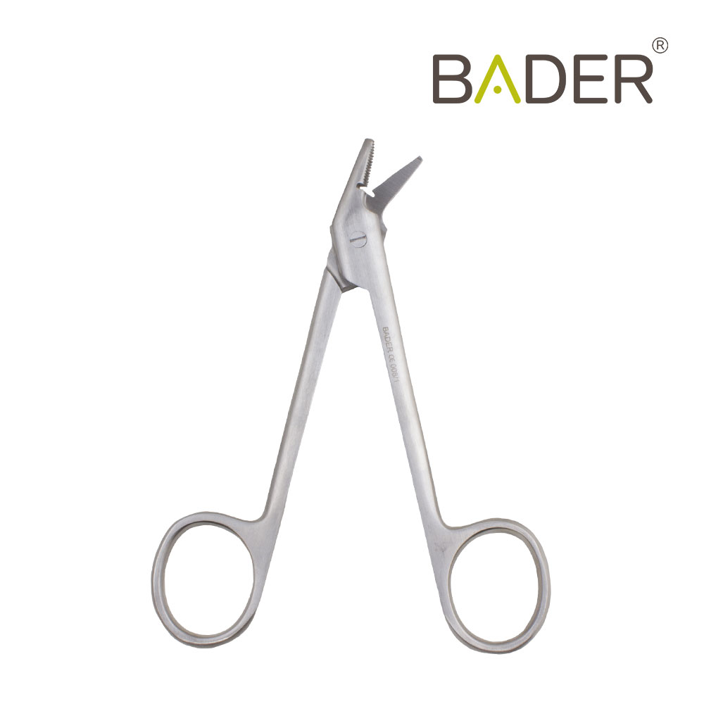 UNIVERSAL SCISSOR